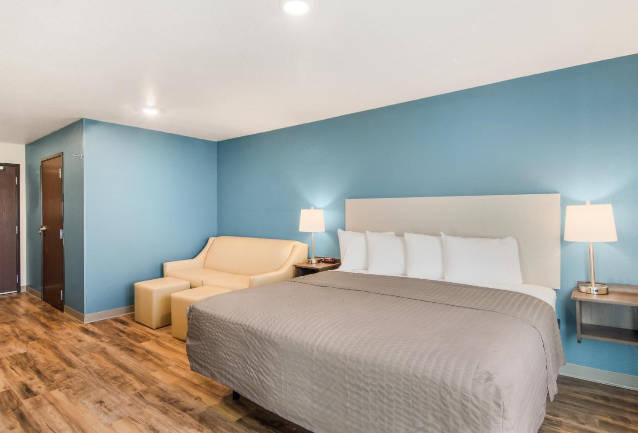 WoodSpring Suites Thornton-North Denver Eksteriør billede