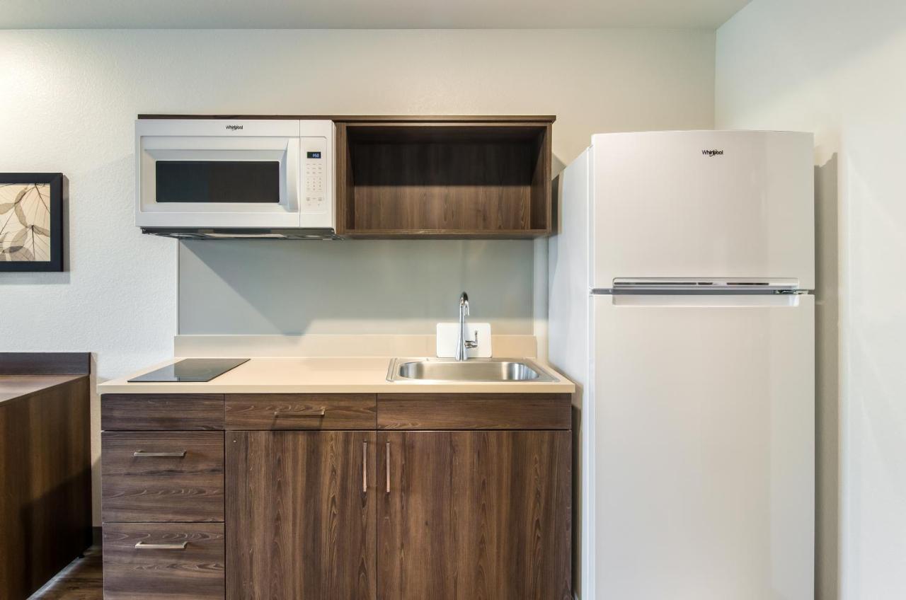 WoodSpring Suites Thornton-North Denver Eksteriør billede