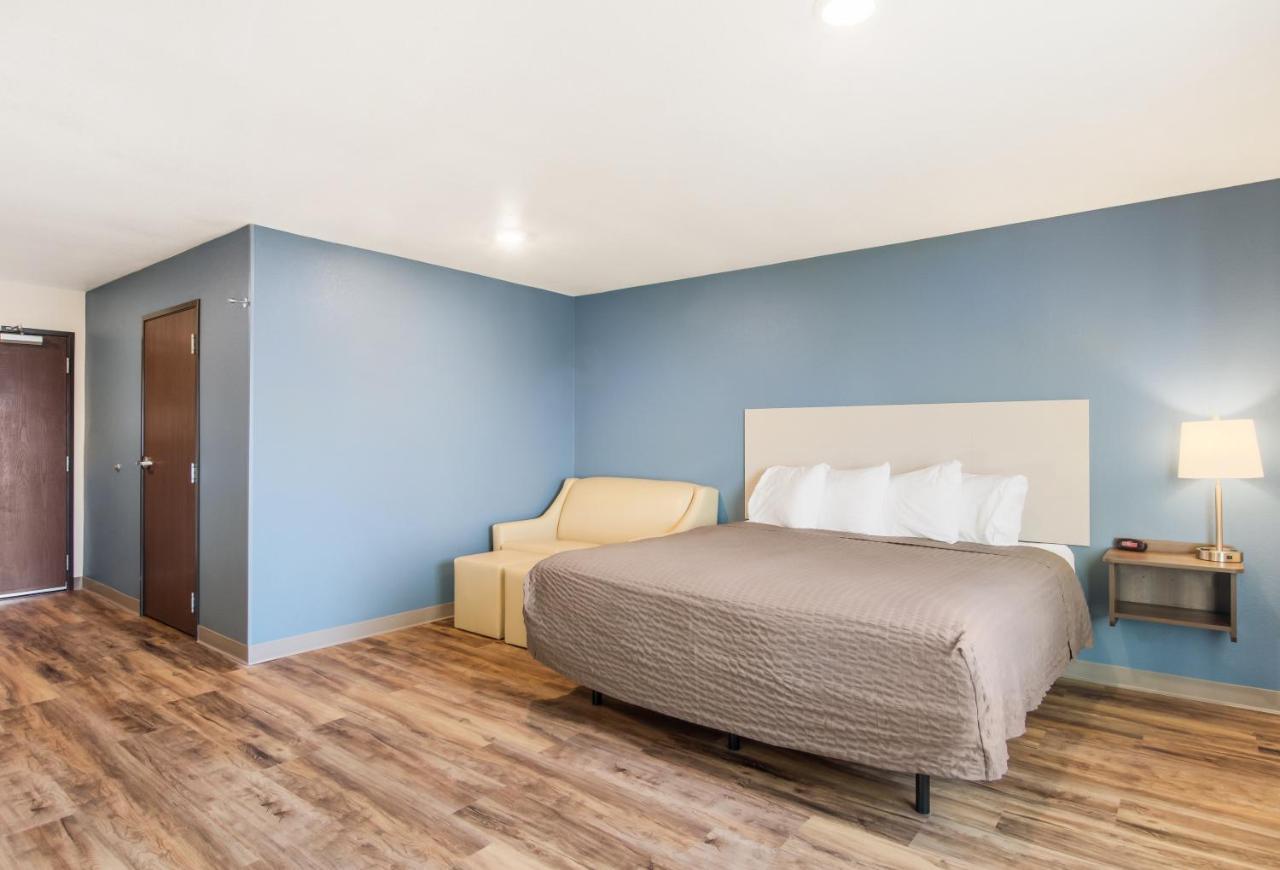 WoodSpring Suites Thornton-North Denver Eksteriør billede